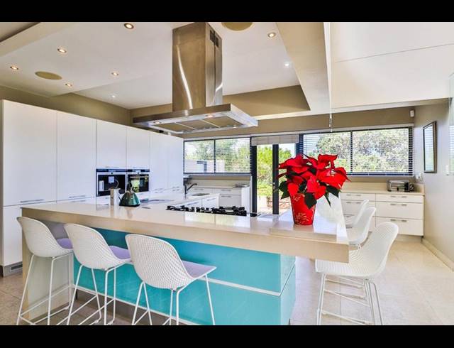 3 BEDROOM HOUSE FOR SALE IN MOQUINI COASTAL ESTATE